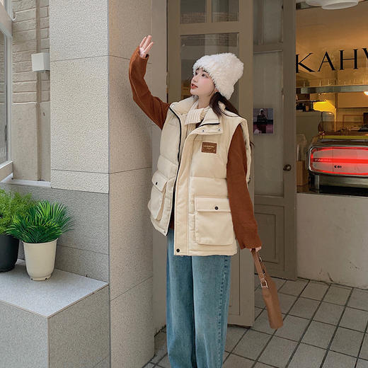 【宽松抗风保暖❗️秋冬加厚马甲】外套加厚背心，舒适保暖，冬季新款羽绒棉服马甲女短款无袖棉衣棉袄马甲外套上衣加厚背心 商品图1