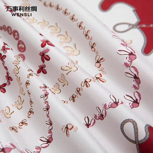 万事利“满陇桂雨”51厘米双面印花小方巾 商品图4