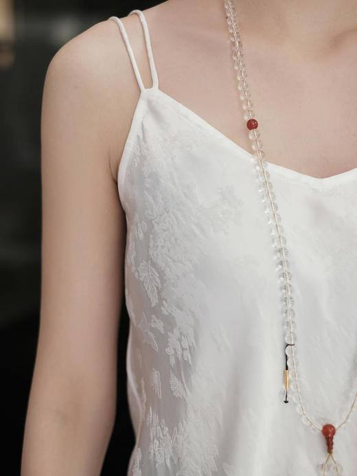 盛唐牡丹 |真丝蝶恋花双肩带吊带(黑色或白色自选) 商品图5