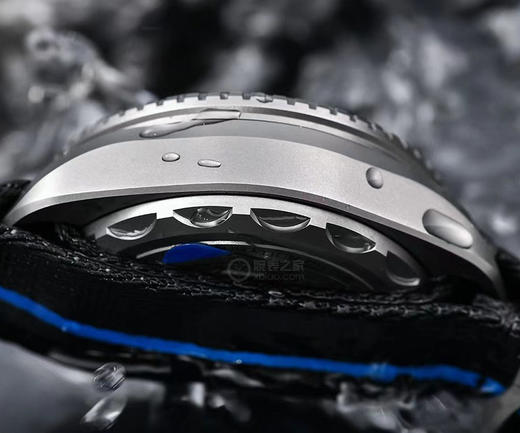 揭秘SBF厂欧米茄钛海王复刻手表一比一手表n厂c厂zf厂vs厂noob厂clean厂广州手表测评 商品图1