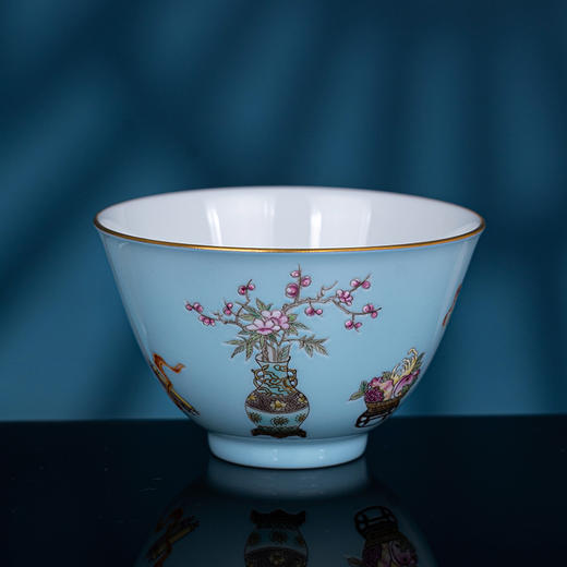 湖水蓝地五彩描金博古纹杯 商品图1