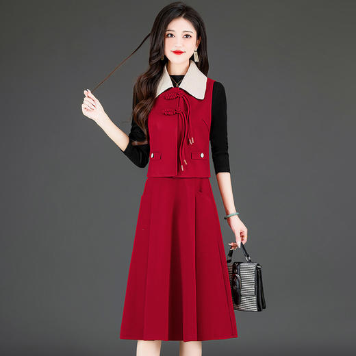 QYM M38Q36 -Y时尚气质拼结马甲套装连衣裙两件套 商品图0