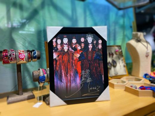 杨丽萍老师舞剧海报艺术画框 /亲笔签名少量库存 商品图6