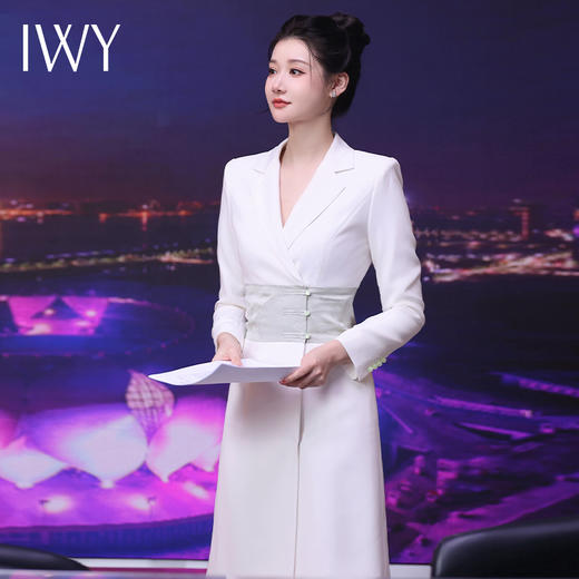 IWY/ 高端气质西装连衣裙女腰部国风设计感上镜职业裙秋冬长袖工作装FYQ236 商品图0