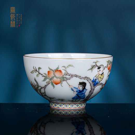 青花加彩描金五子登科九桃杯 商品图0