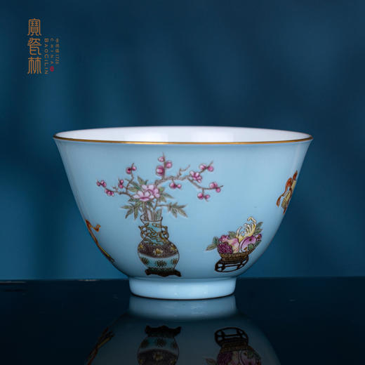 湖水蓝地五彩描金博古纹杯 商品图0