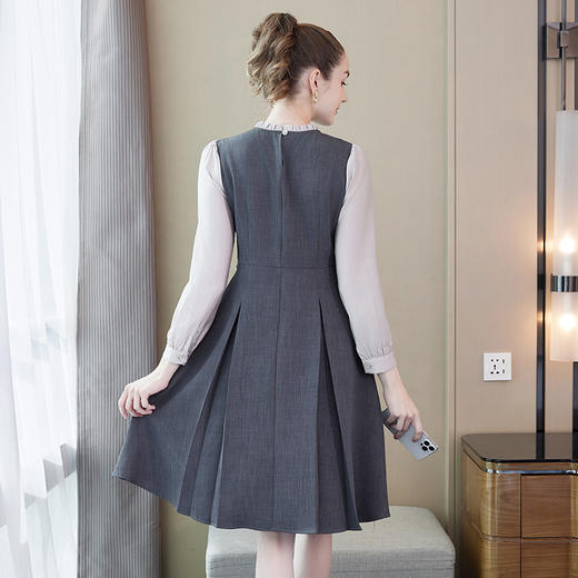 奢姿2025秋季新款时尚简约大码女装胖妹妹木耳边领口设计连衣裙9933860177 商品图3