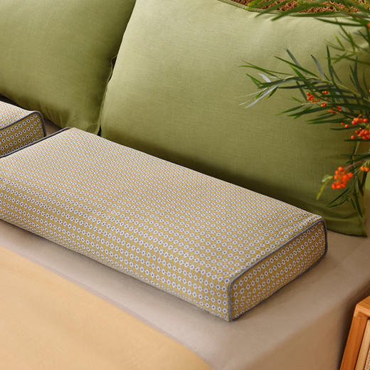 北欧简约格纹长方枕全荞麦壳纯棉护颈枕 商品图1