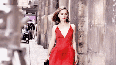 女性开始衰老时，“下半身”会有3特征，若没中，恭喜还年轻！