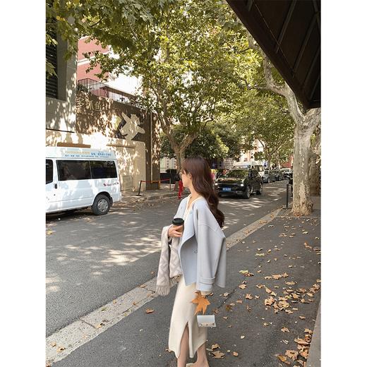 金蘑菇菇 wuli小饼干/ 新色上线 小个子简洁洋气设计感短款大衣 商品图4