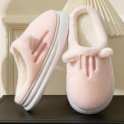 【日用百货】家用踩屎感情侣保暖冬季室内拖鞋 商品图2
