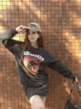 午后阳光，配上#美式复古卫衣，酷飒十足