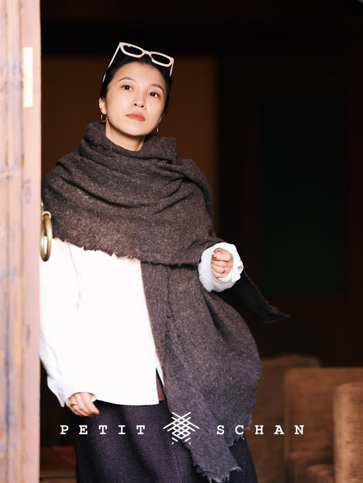 PETIT SCHAN小闪 ACC#012 talking to yak 对牛谈情 牦牛绒手纺纱羊绒小圈纱游牧风格大披肩 商品图1