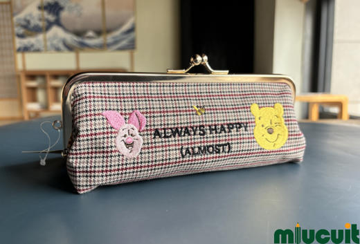 日本SUN-STAR太阳星迪士尼限定小熊维尼复古笔袋 商品图2
