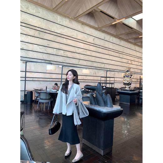 金蘑菇菇 wuli小饼干/ 新色上线 小个子简洁洋气设计感短款大衣 商品图3