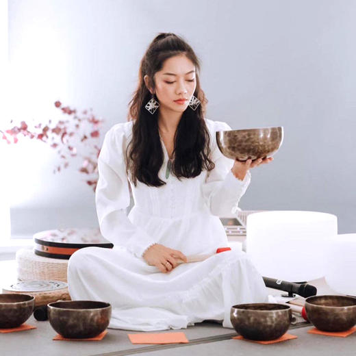 141 世界之音·声音疗愈与吟唱——Mona（10岁+） 商品图0