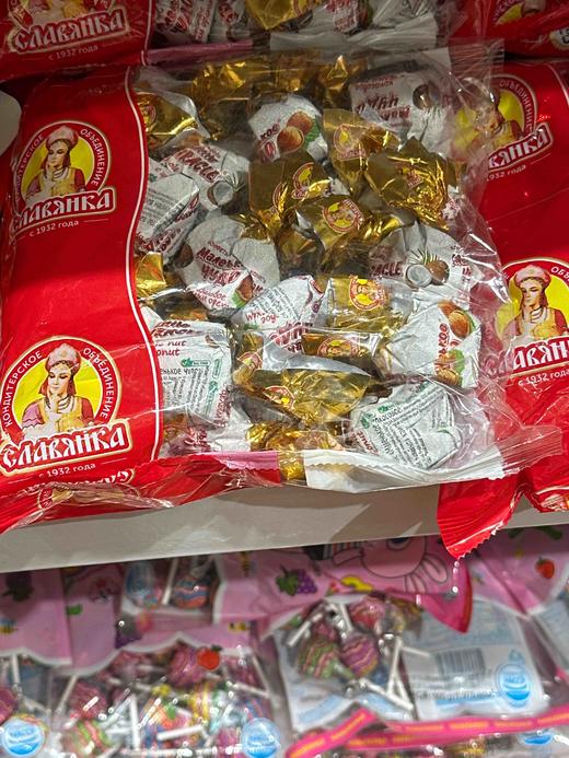 拉夫榛子夹心巧克力糖果椰子味500g 商品图2