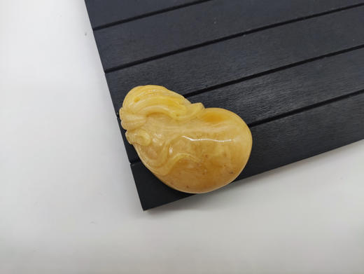琥珀蜜蜡挂件-19,17.12克 商品图0