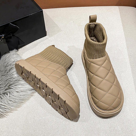 可穿到41码【新品潮流百搭❗️加绒雪地靴】不易挤脚，显高显瘦，冬季韩版百搭雪地靴女加绒加厚保暖面包靴防滑耐磨保暖短靴子 商品图2