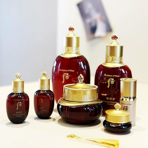 Whoo后 津率享红华凝香护肤套盒 水150ml 乳110ml 面霜30ml 商品图6