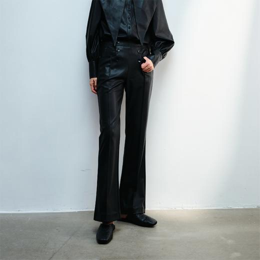 LIYIHAN 小喇叭皮长裤 Y234K13090 商品图2
