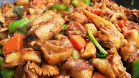 医生：呵护乳腺，“4黄”尽量少吃！