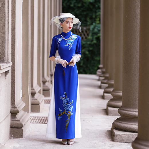 NL-2023新款越南奥黛旗袍中国风舞台走秀改良长款演出服高端复古旗袍 商品图2