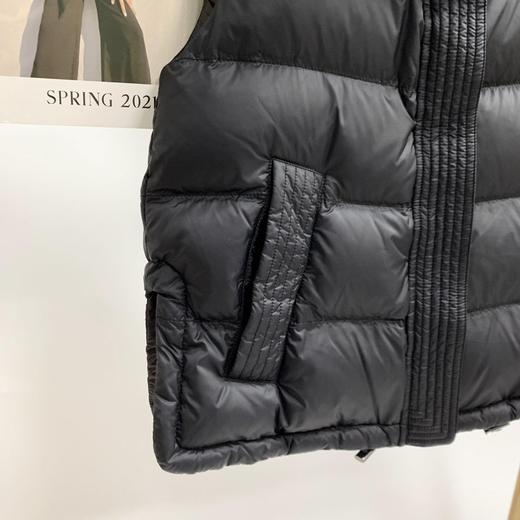 【高品质私服】【B*unello C*cinelli同款女士轻薄简约休闲羽绒服马甲】绒子含量90%，更蓬松，更轻柔，加倍保暖【无标出货 介意慎拍】 商品图9