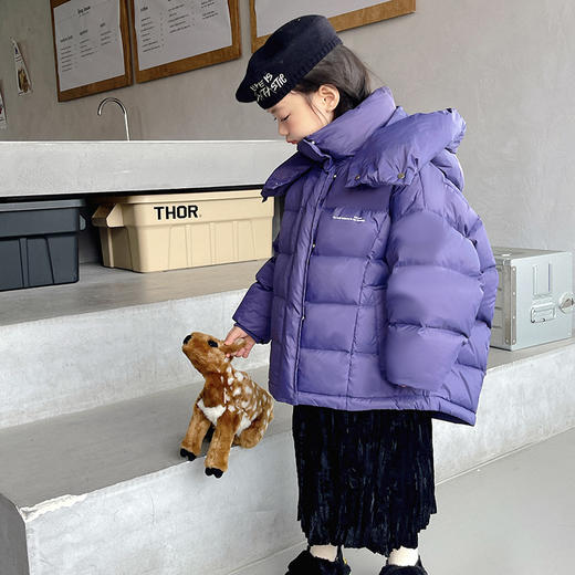 「三色可选！长款羽绒服」呦奇2023冬季新款韩版个性龟背设计时尚印花连帽儿童羽绒服童装 商品图2