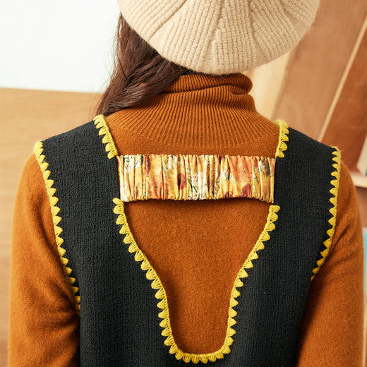 两三事梵高文艺兀自生长立体向日葵印花布拼接连衣裙 商品图2