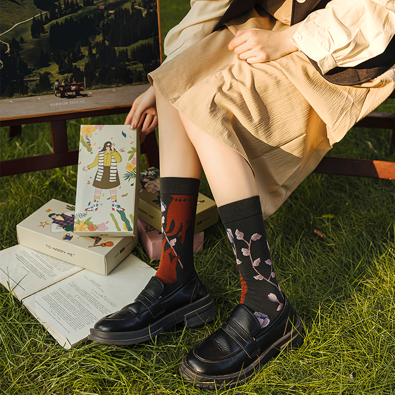 【6双礼盒装艺术彩色油画纯棉袜】秋冬新款原创设计文艺复古名画中筒女袜情侣纯棉设计感ins潮牌