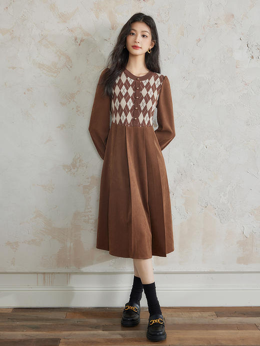 【专属特价】熙世界棕咖色菱格针织拼接磨绒假两件显瘦连衣裙秋冬 商品图4