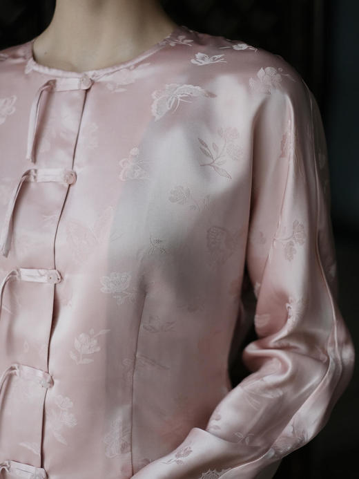 暂不上架|微瑕秒杀|  盛唐牡丹 |真丝提花蝶恋花上衣 [特价品] 商品图4