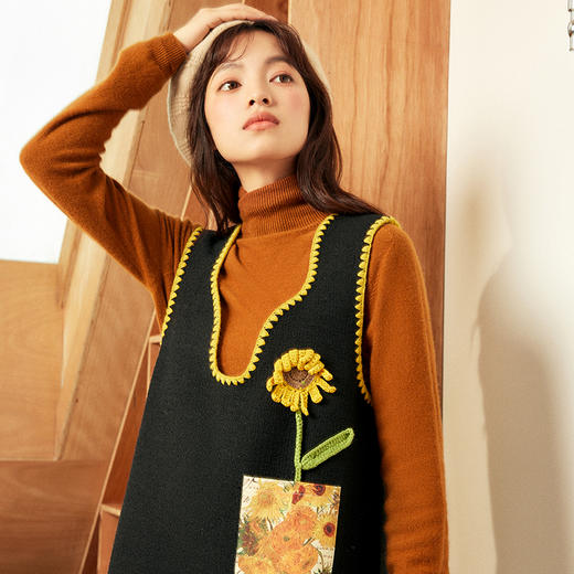 两三事梵高文艺兀自生长立体向日葵印花布拼接连衣裙 商品图1