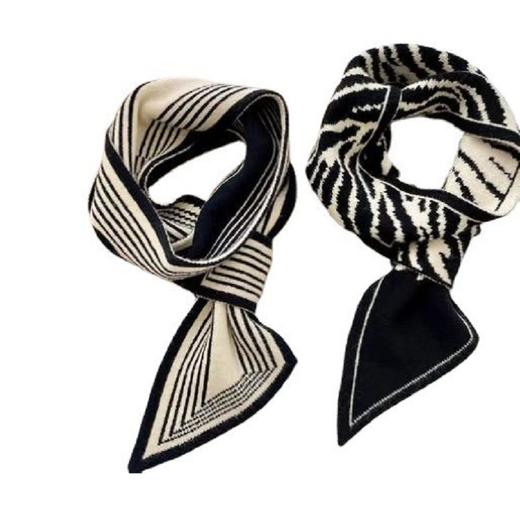 星罗韩版针织小围巾女2022秋冬交叉短款白领小围脖礼品棋盘格领巾百搭 商品图4