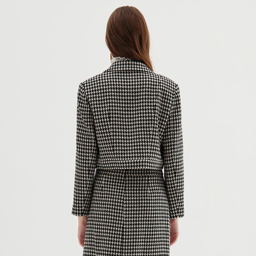 EITIE爱特爱冬季新款气质显瘦时尚短外套7203907 商品图4