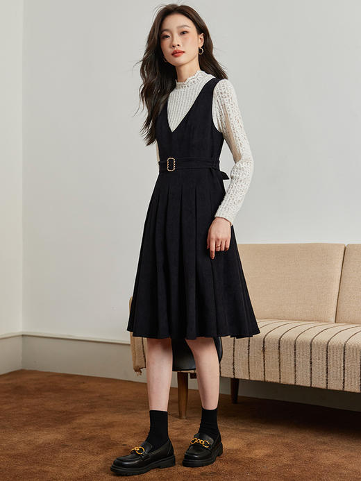 【年终特卖】熙世界温柔优雅磨毛绒感蕾丝衫女2025冬季新款舒适内搭半高领上衣 商品图4