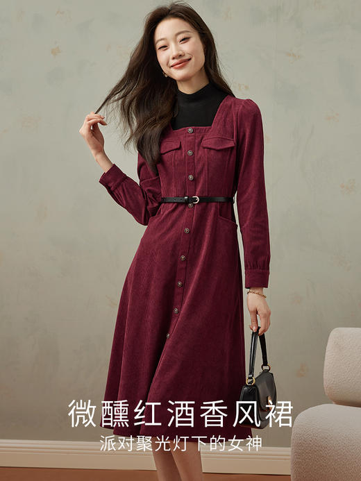 【专属特价】熙世界磨毛灯芯绒连衣裙女秋冬半高领拼接假两件裙子 商品图1