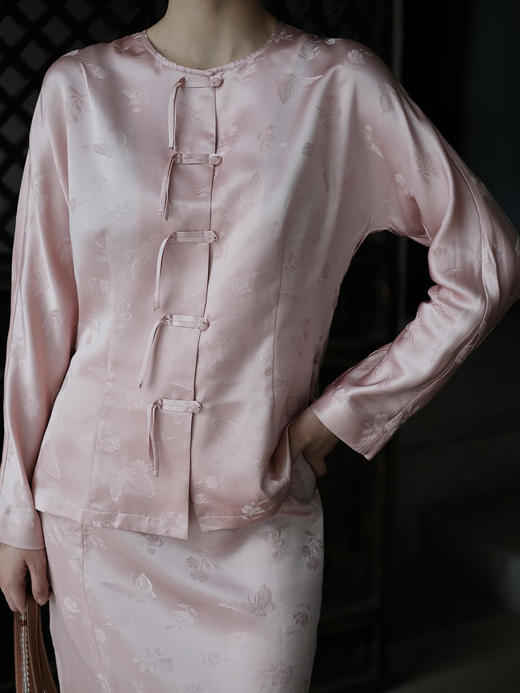 暂不上架|微瑕秒杀|  盛唐牡丹 |真丝提花蝶恋花上衣 [特价品] 商品图3