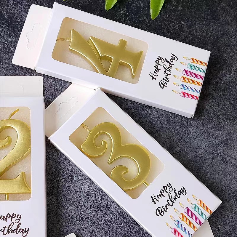 数字蜡烛1支 (*蛋糕标配有金色蜡烛)