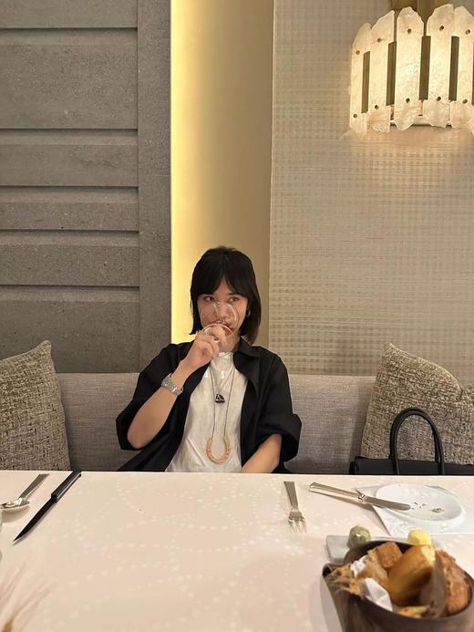 【大促，不退不换】 H家抽象马头 猪鼻子乌木材质项链 2款 CU1128 商品图2