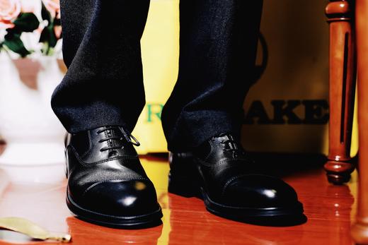 限时特价——意大利原产手工制作高品质超舒适男士三接头经典正装鞋-柔软透气欧洲优质小牛皮U0620001/244 商品图8