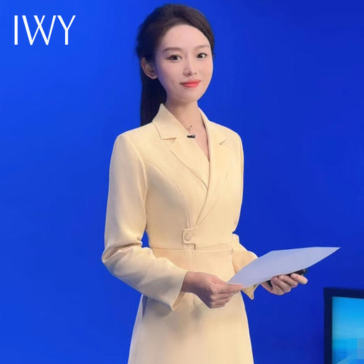 IWY/洋气鹅黄色西装连衣裙女收腰播音生主持人正装长袖艺Q1005 商品图4