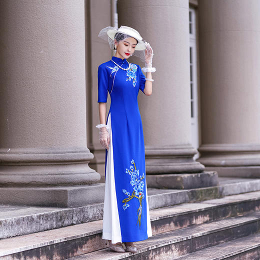 NL-2023新款越南奥黛旗袍中国风舞台走秀改良长款演出服高端复古旗袍 商品图3