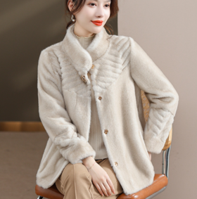 A8898妈妈冬装新款仿水貂绒外套时尚洋气2023新款中老年女秋冬皮草大衣