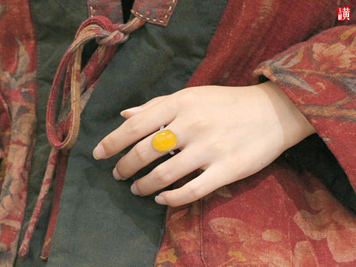 蜜蜡戒指【晴玔】，925银镶 商品图5