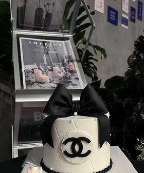 黑巢-小香奈蛋糕生日蛋糕