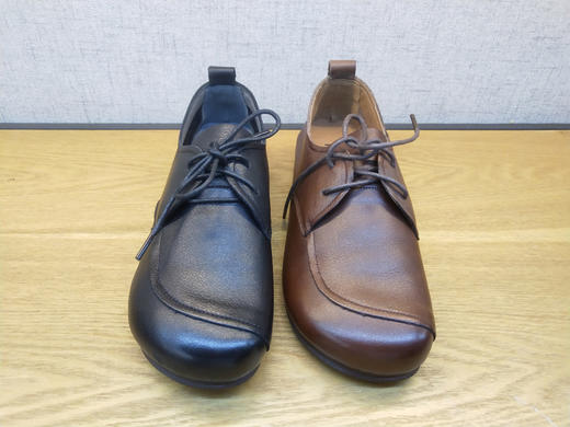 豪行真皮休闲女鞋21392539平底软皮复古单鞋 商品图4