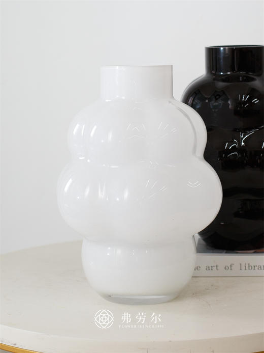 法式黑白云朵花瓶 商品图1