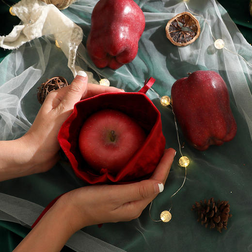 【暖心陪伴平安夜！创意圣诞节礼物袋】圣诞苹果丝绒袋平安夜糖果盒平安果绒布束口袋子雪人伴手礼 商品图3